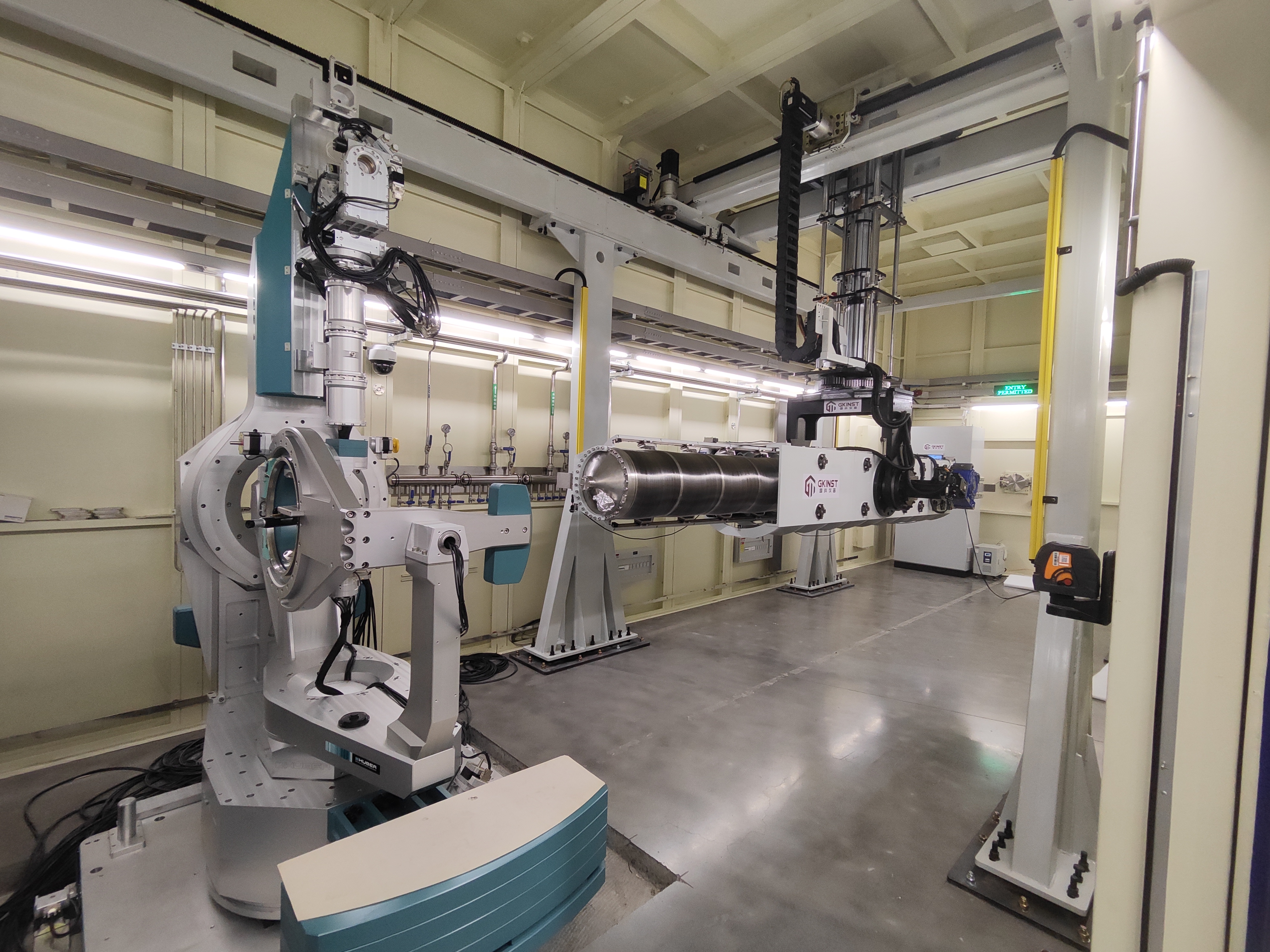 从“跟跑”迈向“领跑”!国科仪器首创吊装可伸缩飞行通道系统赋能中国大科学装置未来(图1) 从“跟跑”迈向“领跑”!国科仪器首创吊装可伸缩飞行通道系统赋能中国大科学装置未来(图1)